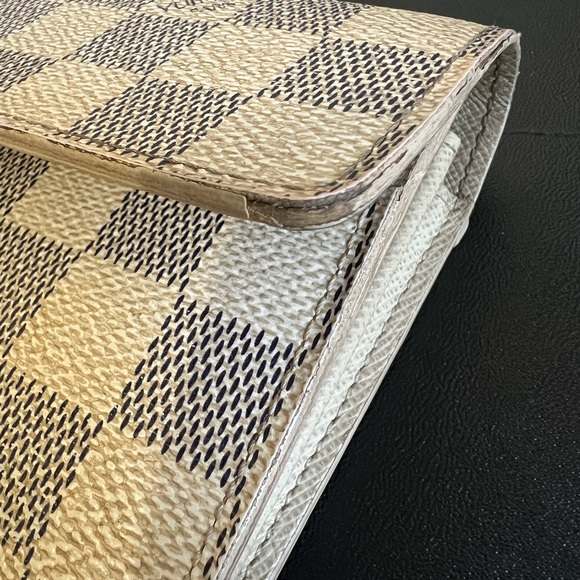 Authentic Louis Vuitton Damier Azur Wallet - Picture 15 of 16